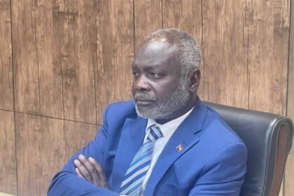 جبريل إبراهيم يطالب بإغلاق معبر أدري الحدودي